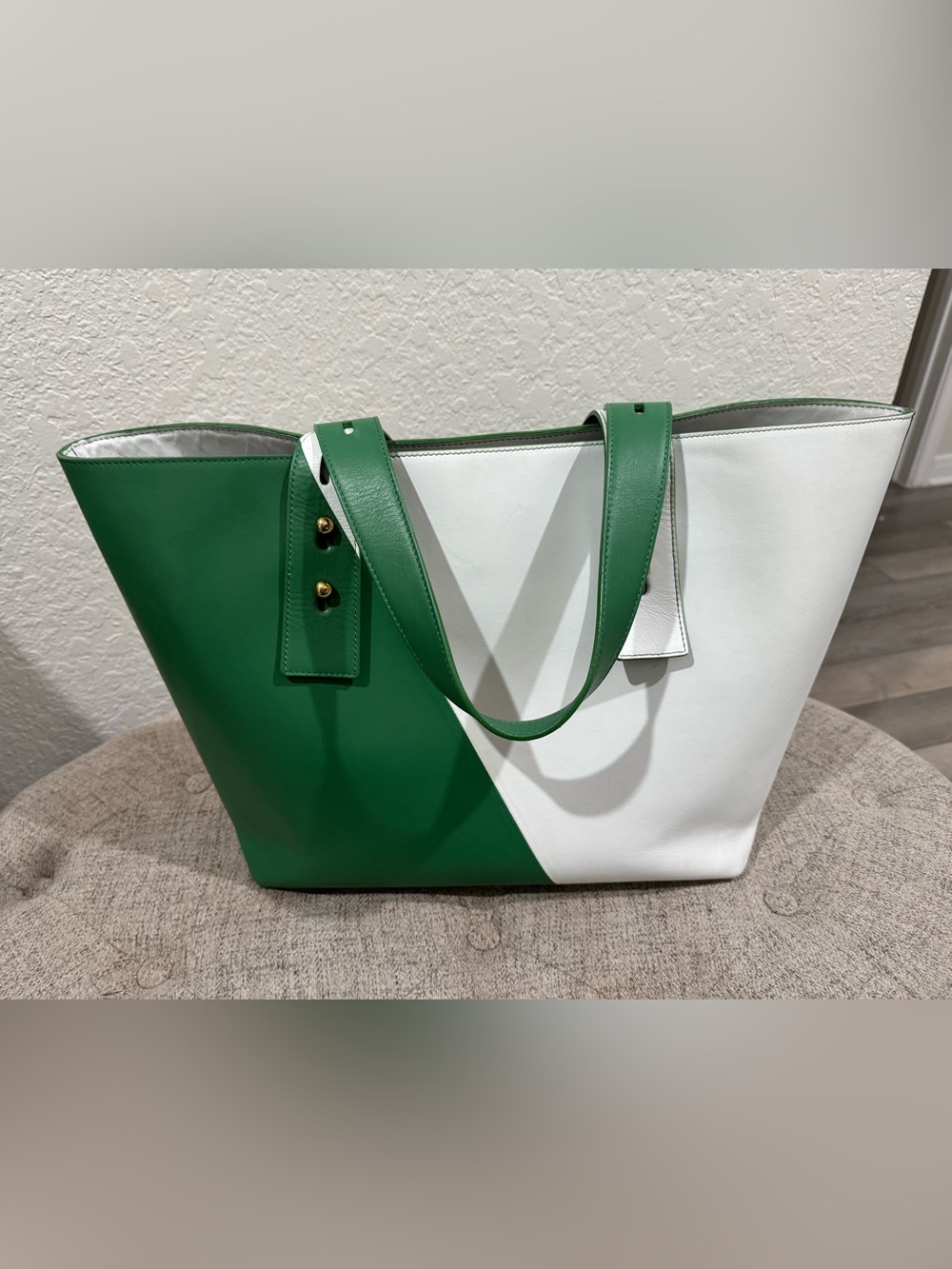 FRAME Les Second Cabas Medium Tote - Green & White Colorblock Leather